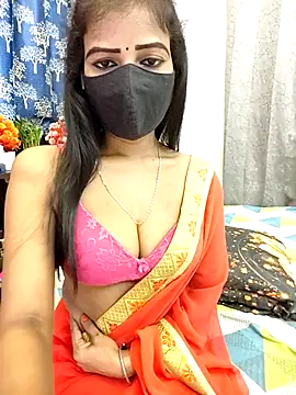 Snapshot of Misss-julli chatting on 04/13/26, 05:46 Misss-julli online show from 04/13/26, 05:46