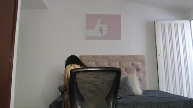 Noapino online show from 12/03/25, 07:45