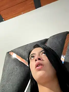 LiaCollings online show from 10/05/25, 09:18