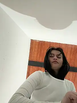 LiaCollings online show from 07/06/26, 11:29