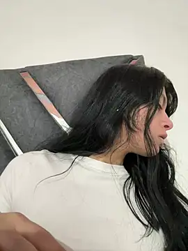 LiaCollings online show from 07/08/26, 03:05