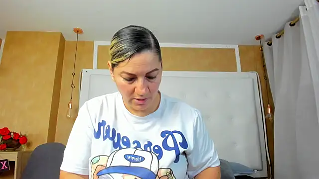 Heidy milf online show from 06/22/26, 08:39