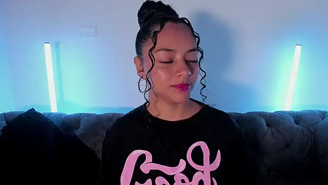 Angellit Afrodita  online show from 12/02/25, 11:15