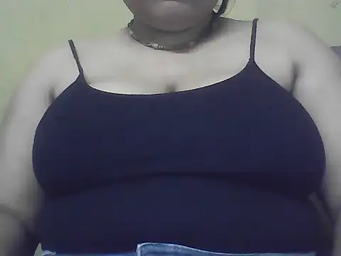 bloomblush online show from 11/12/25, 04:35