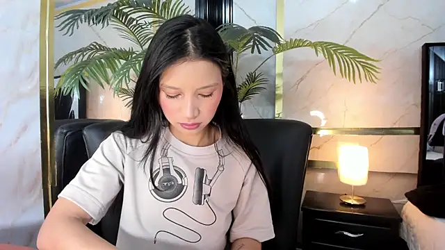 Sophie Calloway online show from 03/04/26, 03:18