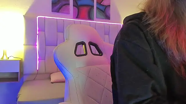 MilkWhore1 online show from 03/12/26, 07:53