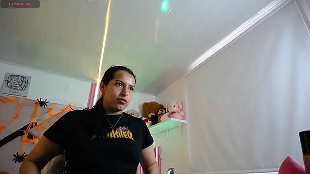 Mia garcia28 online show from 10/20/25, 07:58