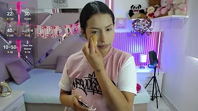 Mia garcia28 online show from 02/12/26, 07:53