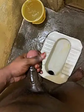 Snapshot of mrsaihotguy chatting on 09/17/25, 03:19 mrsaihotguy online show from 09/17/25, 03:19