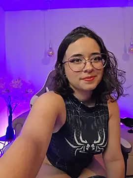 Mia wee online show from 02/19/26, 07:21