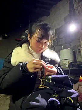 Sunyinn online show from 12/16/25, 02:27