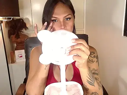 Coffee Xoxo online show from 02/24/26, 09:40