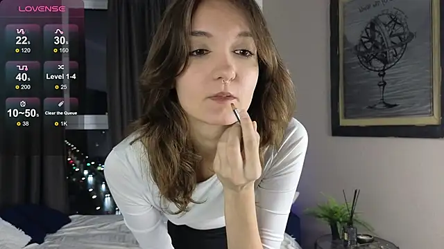 DebiHenks online show from 09/29/25, 05:07