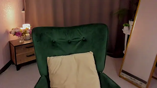 cute luucy online show from 02/02/26, 03:27