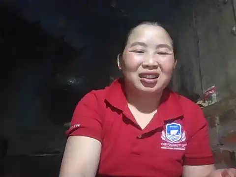 PhamPhung online show from 12/14/25, 12:54