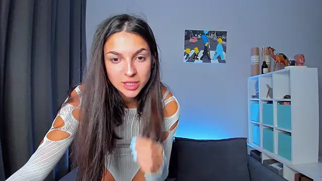 Snapshot of Guilana_baby chatting on 09/19/25, 07:47 Guilana baby online show from 09/19/25, 07:47