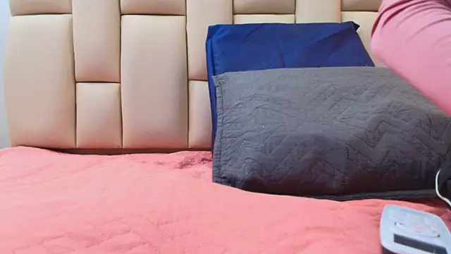 sweet amye online show from 12/22/25, 07:11