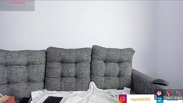 Nathilie Steele online show from 10/13/25, 09:48