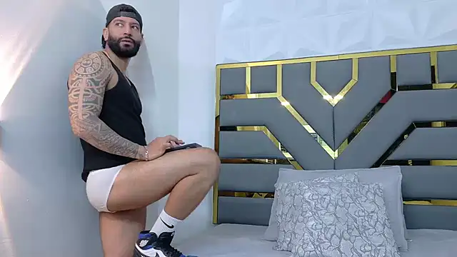 yorbymaxx online show from 10/24/25, 12:56