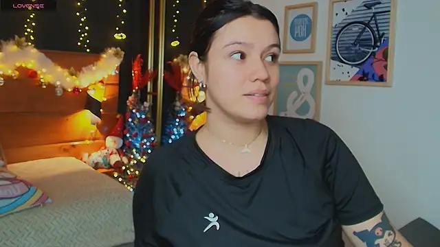 hanna kimura online show from 12/15/25, 07:29