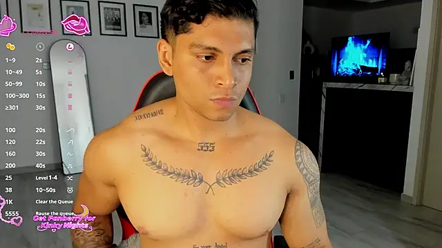 Nicolasmontoya16 online show from 11/13/25, 11:25