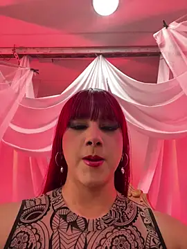 Stifanny Moreli online show from 02/09/26, 07:40