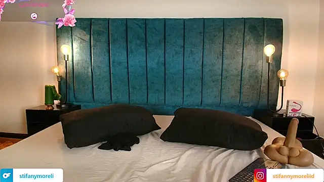 Stifanny Moreli online show from 02/16/26, 08:05