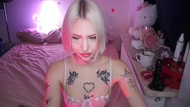 yourscirilla online show from 03/11/26, 03:07