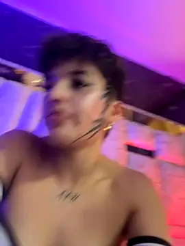 DayanaDG online show from 11/22/25, 11:04