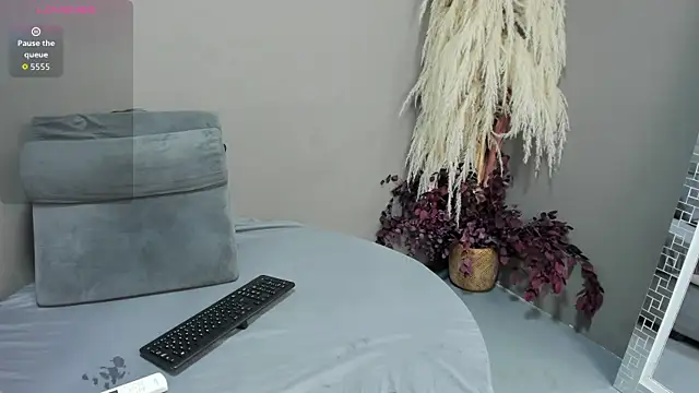 sienna glow online show from 12/17/25, 03:07