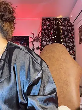 megansan  online show from 10/21/25, 12:17