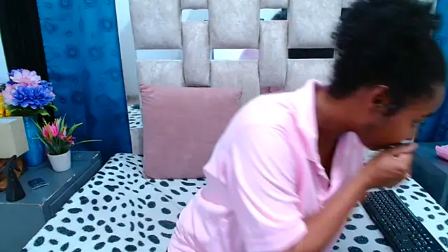 AmbarSmit online show from 09/13/25, 04:23