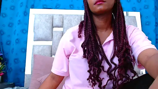 AmbarSmit online show from 10/02/25, 04:19