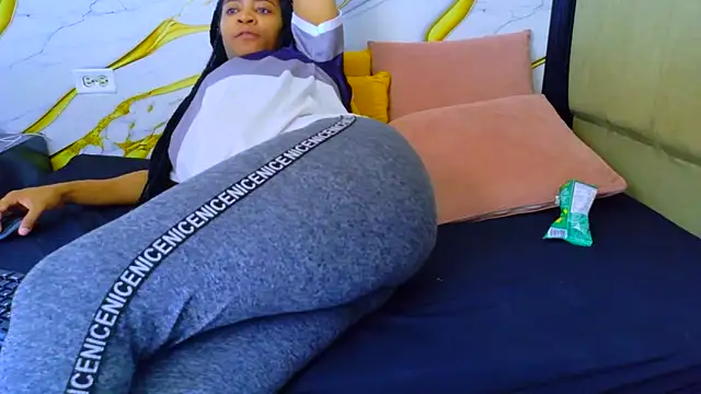 AmbarSmit online show from 04/01/26, 03:29