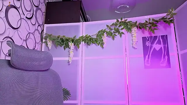 Alice dusk  online show from 03/05/26, 08:10