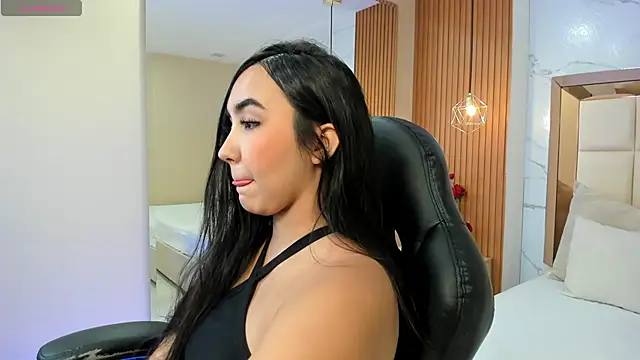 julieta rosee online show from 01/16/26, 10:25