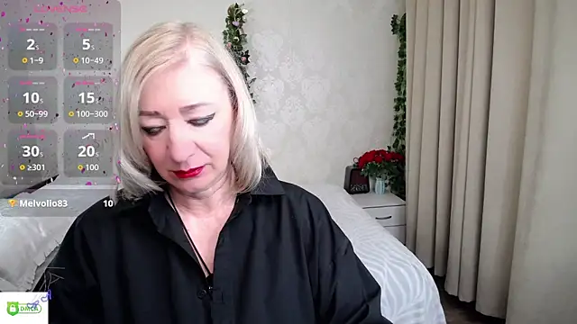 hunters woman online show from 05/08/26, 07:08