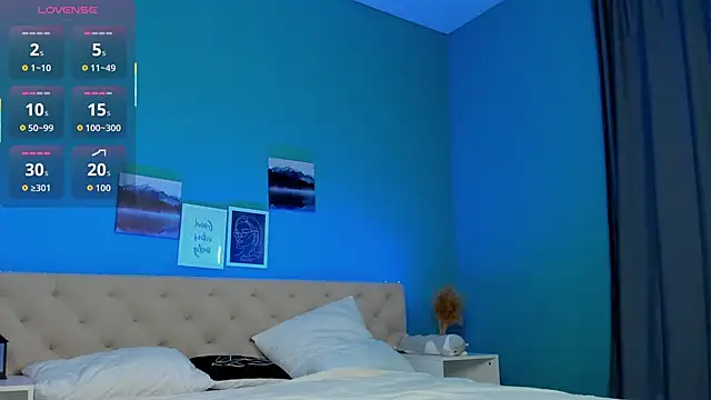 KiraSun online show from 11/03/25, 11:26