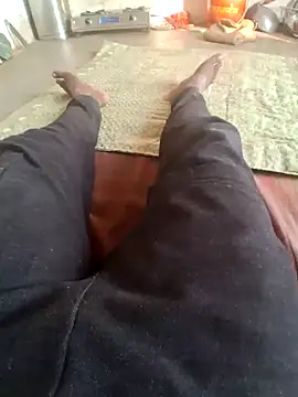 Snapshot of RAYI_Queen_3 chatting on 01/09/26, 10:40 RAYI Queen 3 online show from 01/09/26, 10:40