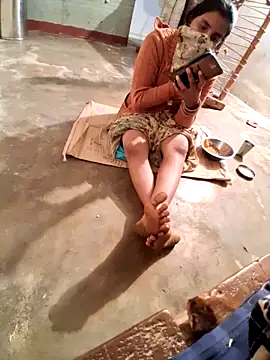 Snapshot of RAYI_Queen_3 chatting on 02/03/26, 03:17 RAYI Queen 3 online show from 02/03/26, 03:17