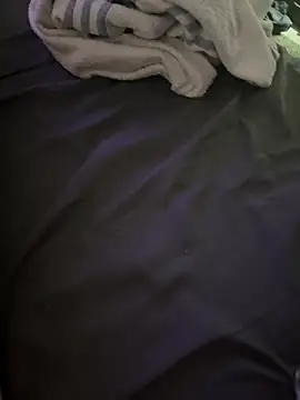 Snapshot of naughtycoupl98 chatting on 03/24/26, 08:52 naughtycoupl98 online show from 03/24/26, 08:52