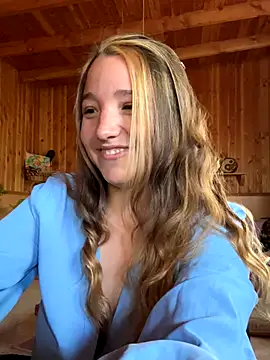 Snapshot of sashapulse chatting on 09/17/25, 02:52 sashapulse online show from 09/17/25, 02:52