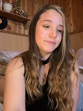 Snapshot of sashapulse chatting on 09/21/25, 11:06 sashapulse online show from 09/21/25, 11:06