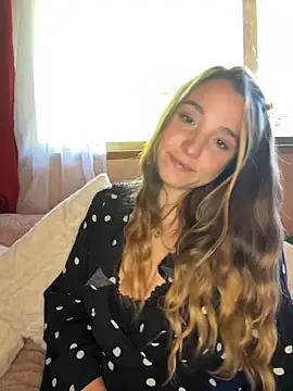 Snapshot of sashapulse chatting on 10/27/25, 02:43 sashapulse online show from 10/27/25, 02:43