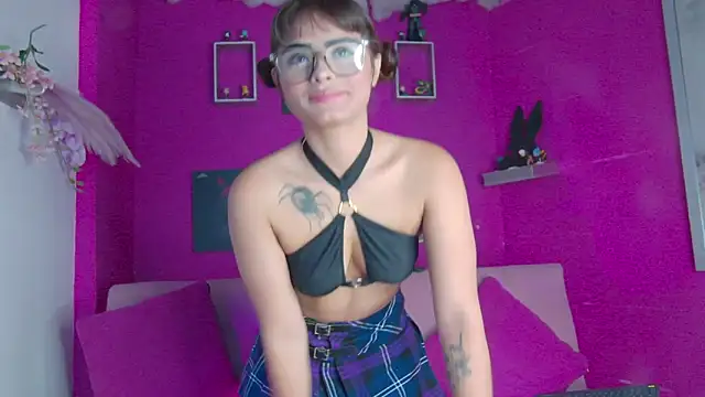 Agatha Lanee online show from 09/13/25, 06:51