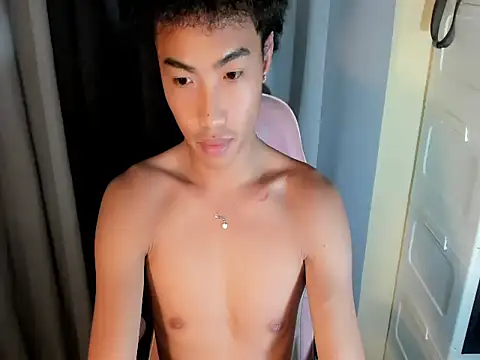 yourhotpinoy online show from 04/06/26, 12:06