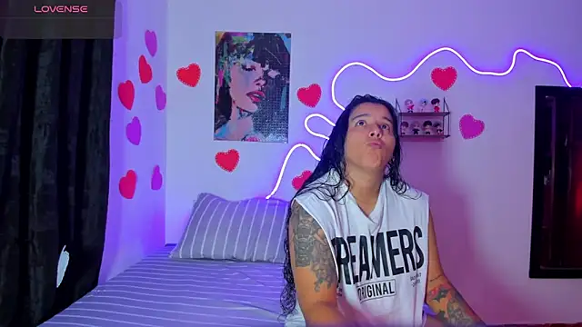 Dilan and Mia online show from 02/27/26, 01:38