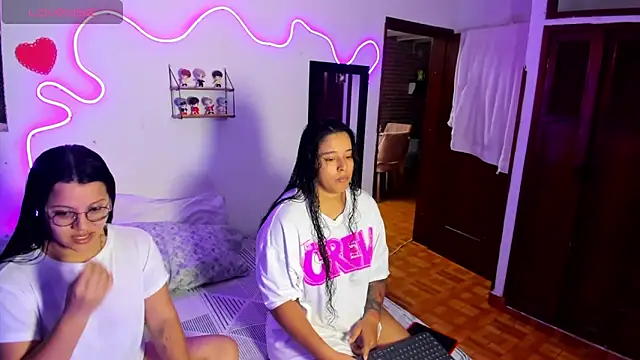 Dilan and Mia online show from 05/06/26, 12:19