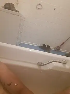 bevvvvv online show from 02/13/26, 10:50