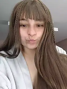 Snapshot of Aurora_blaack chatting on 09/21/25, 04:30 Aurora blaack online show from 09/21/25, 04:30